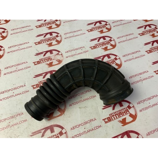 Патрубок воздушного фильтра Fiat Doblo 1.9JTD 2006- 55202255